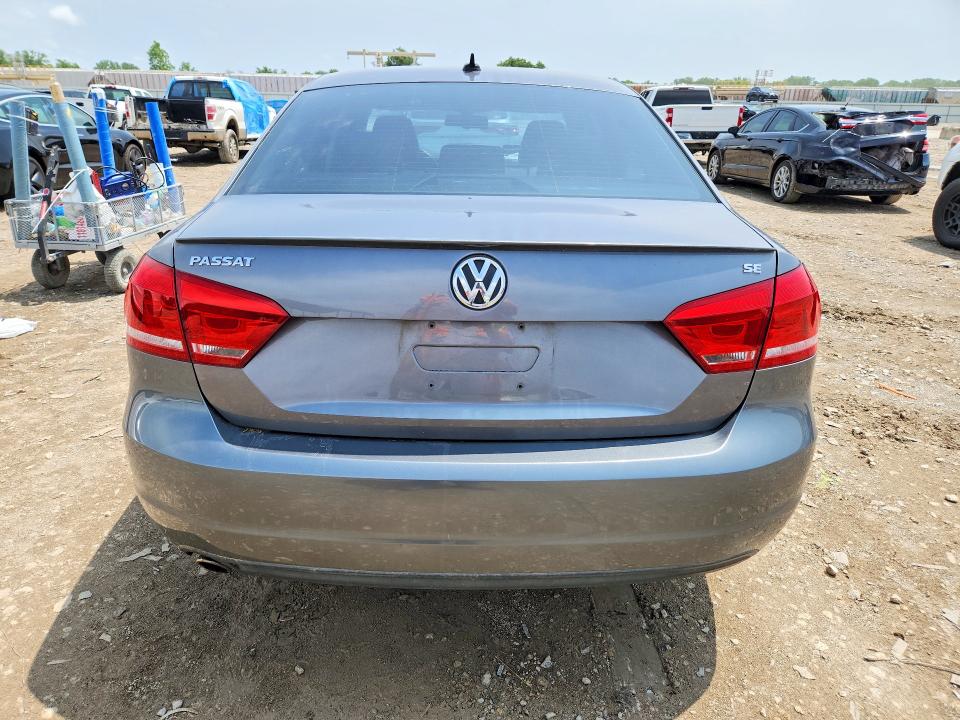 2012 Volkswagen Passat მანქანა იყიდება აუქციონზე, vin: 1VWBP7A36CC012353, აუქციონის ნომერი: 54095256