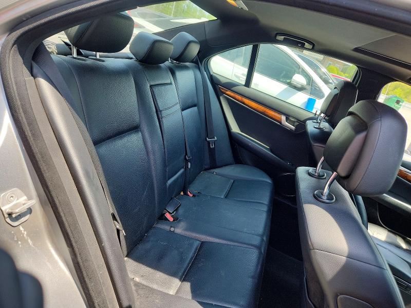 2012 Mercedes-benz C მანქანა იყიდება აუქციონზე, vin: WDDGF8BB8CR206893, აუქციონის ნომერი: 53570546