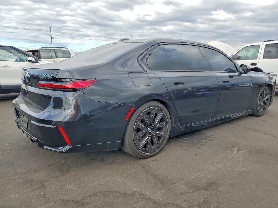 51344956 :رقم المزاد ، WBA23EH08PCN49355 vin ، 2023 Bmw 740 مزاد بيع