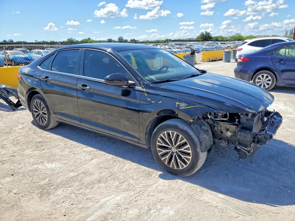 53792386 :رقم المزاد ، 3VWCB7BU0KM241361 vin ، 2019 Volkswagen Jetta مزاد بيع