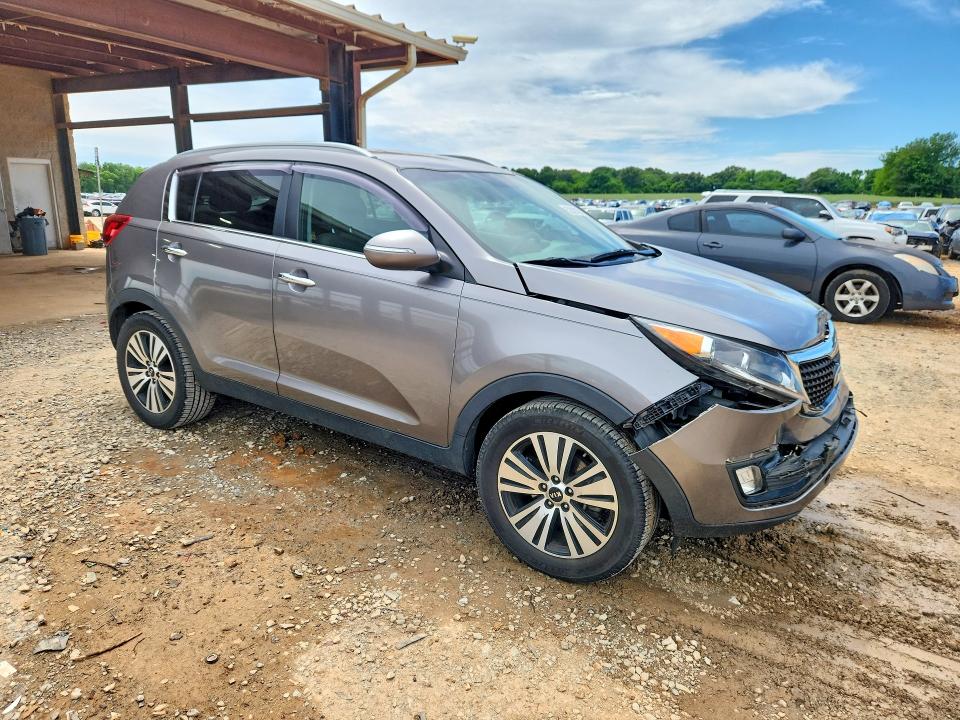 52820166 :رقم المزاد ، KNDPC3AC3F7728895 vin ، 2015 Kia Sportage مزاد بيع