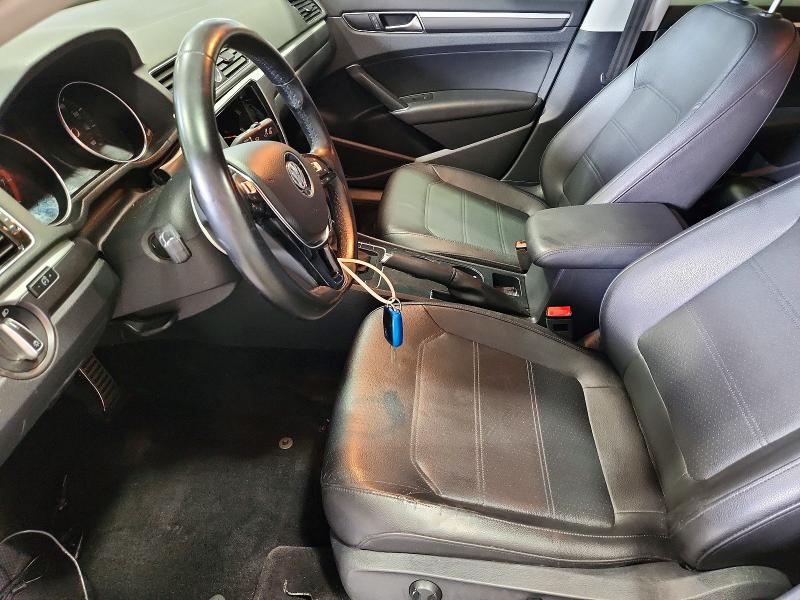 Продажа на аукционе авто 2017 Volkswagen Passat, vin: 1VWDT7A38HC031210, номер лота: 54527826