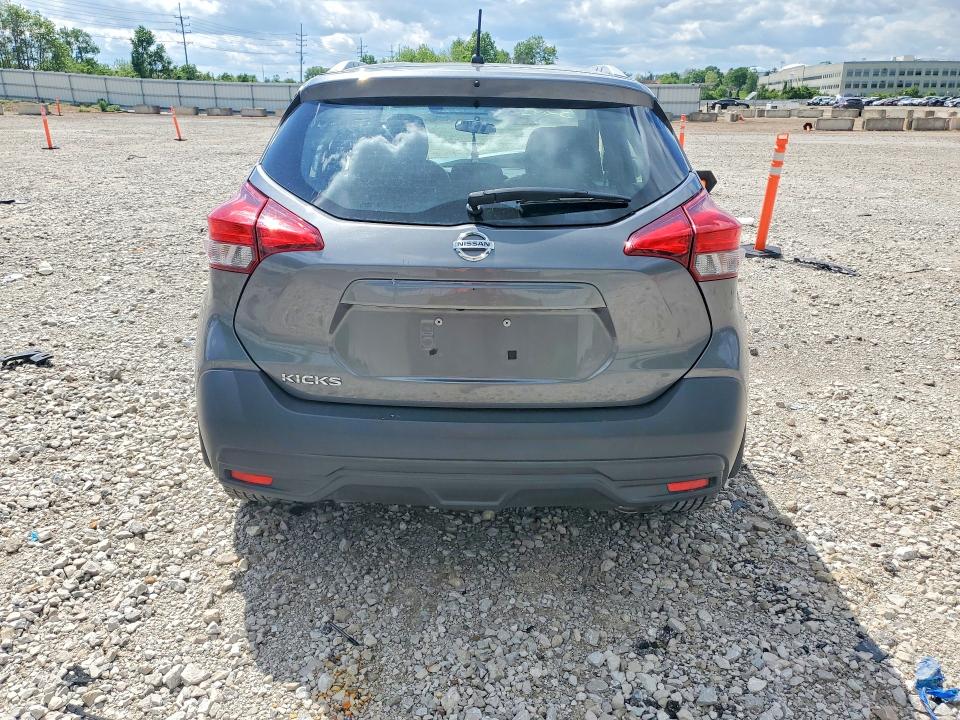 52251066 :رقم المزاد ، 3N1CP5CU5JL543792 vin ، 2018 Nissan Kicks مزاد بيع
