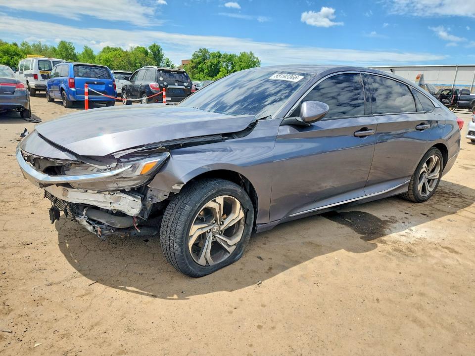 55192366 :رقم المزاد ، 1HGCV1F4XJA092844 vin ، 2018 Honda Accord مزاد بيع