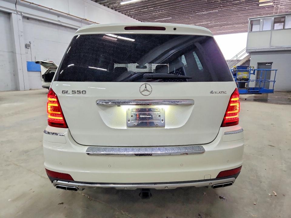 Продажа на аукционе авто 2010 Mercedes-benz Gl, vin: 4JGBF8GE5AA588587, номер лота: 52852656