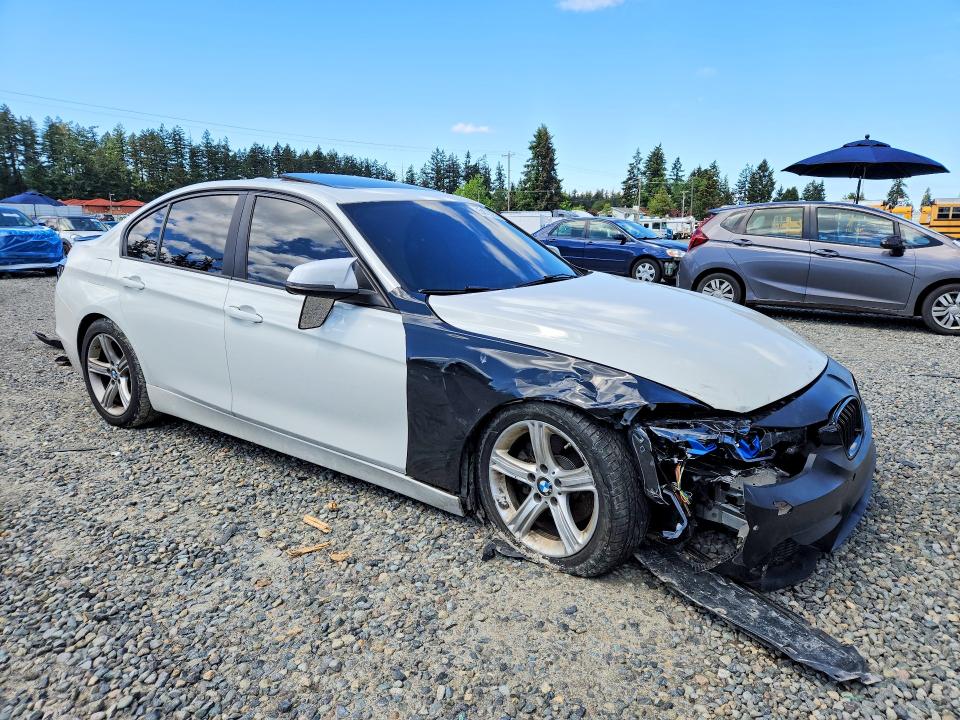 2015 Bmw 328 მანქანა იყიდება აუქციონზე, vin: WBA3C1C59FK120388, აუქციონის ნომერი: 54113256