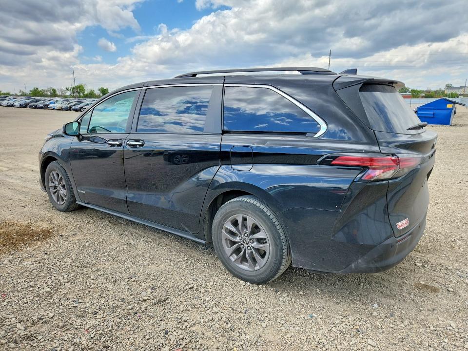 Продажа на аукционе авто 2021 Toyota Sienna, vin: 5TDJRKEC4MS067504, номер лота: 50964896