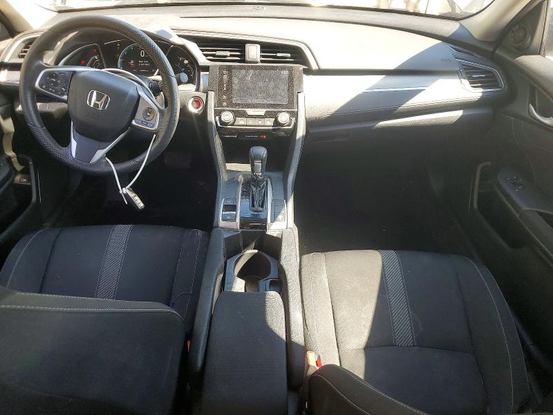 53933226 :رقم المزاد ، 2HGFC2F74JH565223 vin ، 2018 Honda Civic مزاد بيع