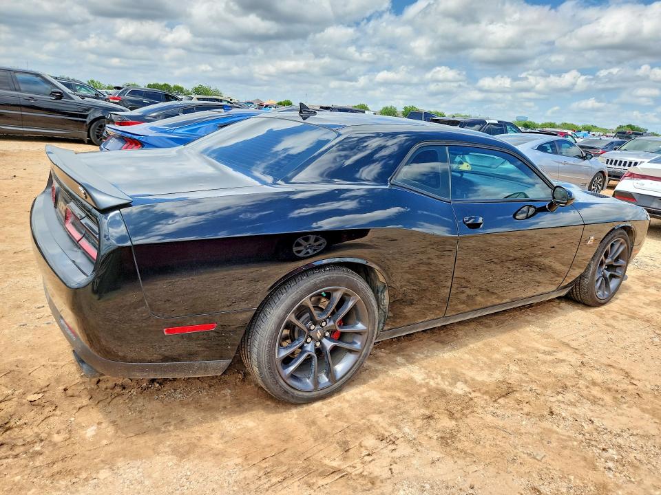 54353866 :رقم المزاد ، 2C3CDZFJ8LH235918 vin ، 2020 Dodge Challenger مزاد بيع