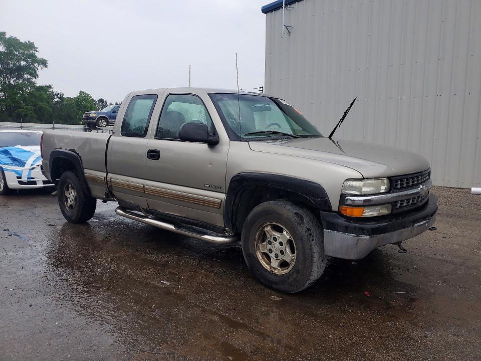52194946 :رقم المزاد ، 1GCEK19T21E211918 vin ، 2001 Chevrolet Silverado مزاد بيع