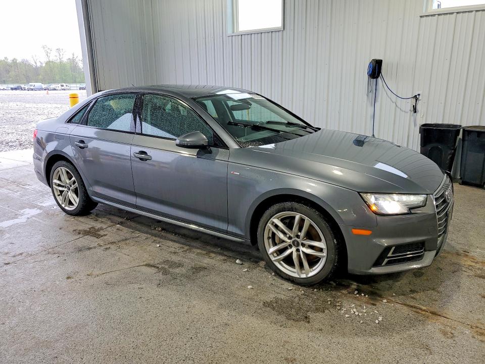 51620736 :رقم المزاد ، WAUDNAF46HN049055 vin ، 2017 Audi A4 مزاد بيع