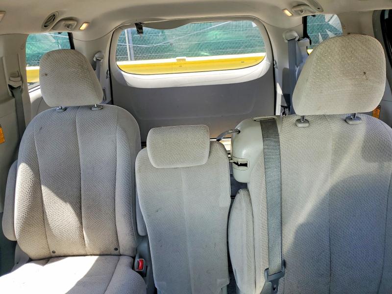 2013 Toyota Sienna მანქანა იყიდება აუქციონზე, vin: 5TDKK3DC2DS401318, აუქციონის ნომერი: 53574146