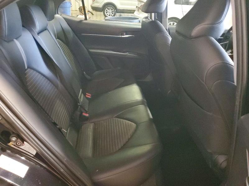2018 Toyota Camry მანქანა იყიდება აუქციონზე, vin: JTNB11HK0J3050572, აუქციონის ნომერი: 53888206