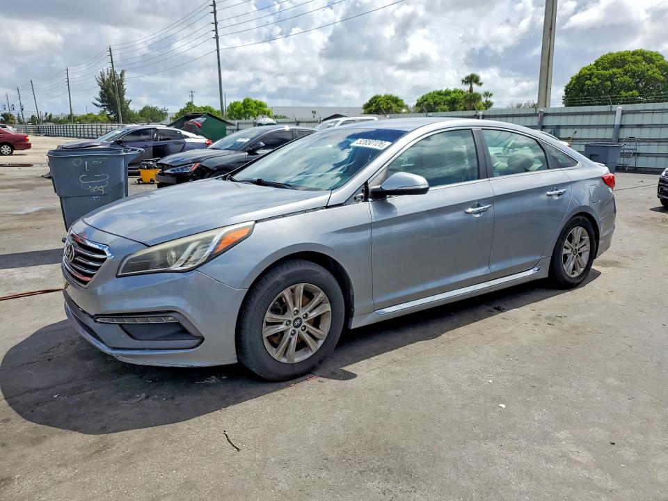 2015 Hyundai Sonata მანქანა იყიდება აუქციონზე, vin: 5NPE34AF7FH124222, აუქციონის ნომერი: 52850126
