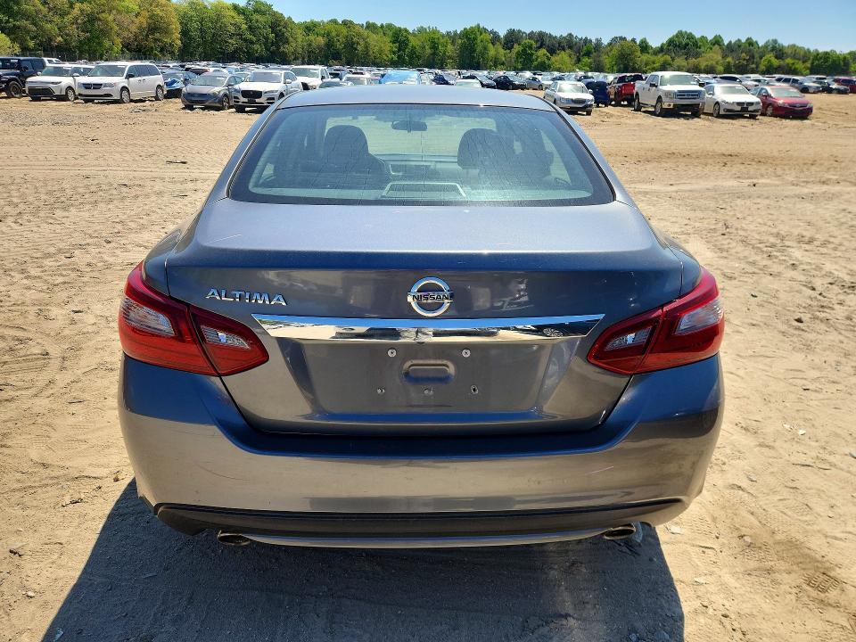 51684366 :رقم المزاد ، 1N4AL3AP0JC158319 vin ، 2018 Nissan Altima مزاد بيع