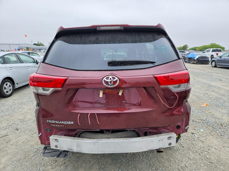 Aukcja sprzedaży 2018 Toyota Highlander, vin: 5TDZARFH1JS037689, numer aukcji: 52567726