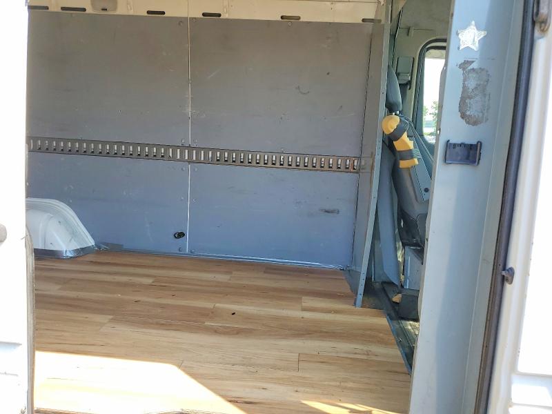 52712116 :رقم المزاد ، WD0PD644065853973 vin ، 2006 Dodge Sprinter مزاد بيع