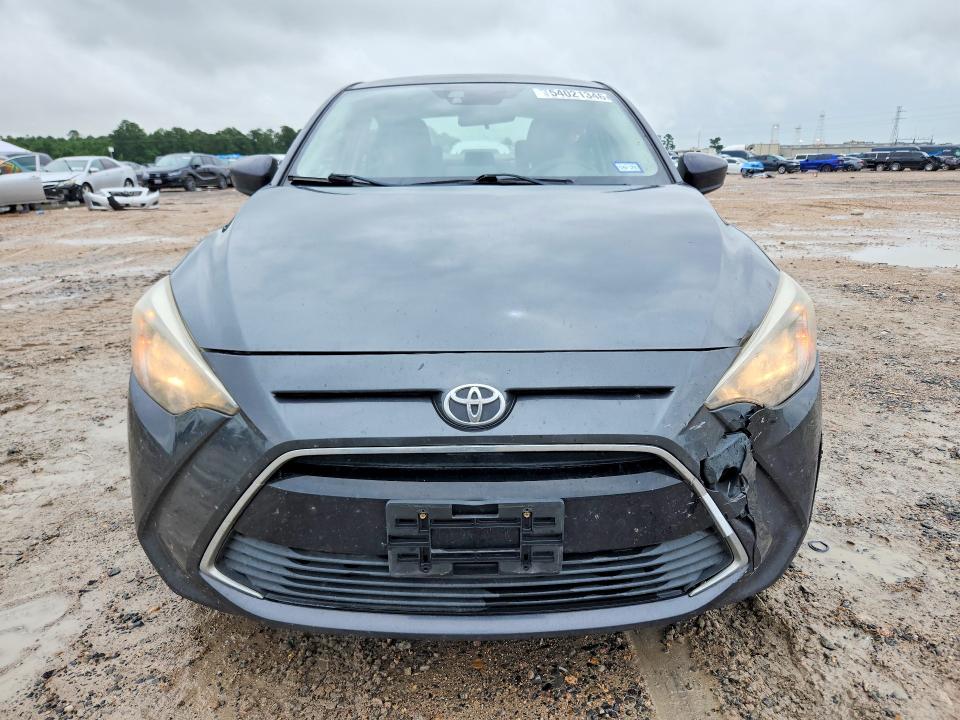 54021346 :رقم المزاد ، 3MYDLBYV3HY191369 vin ، 2017 Toyota Yaris Ia مزاد بيع