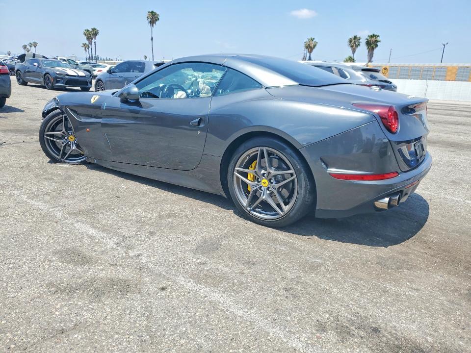 2016 Ferrari California T მანქანა იყიდება აუქციონზე, vin: ZFF77XJA0G0213097, აუქციონის ნომერი: 53770676