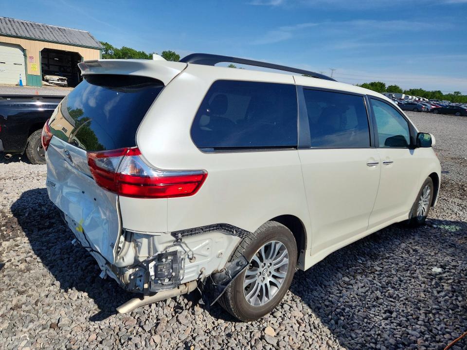Продажа на аукционе авто 2020 Toyota Sienna, vin: 5TDYZ3DC0LS055189, номер лота: 53759196
