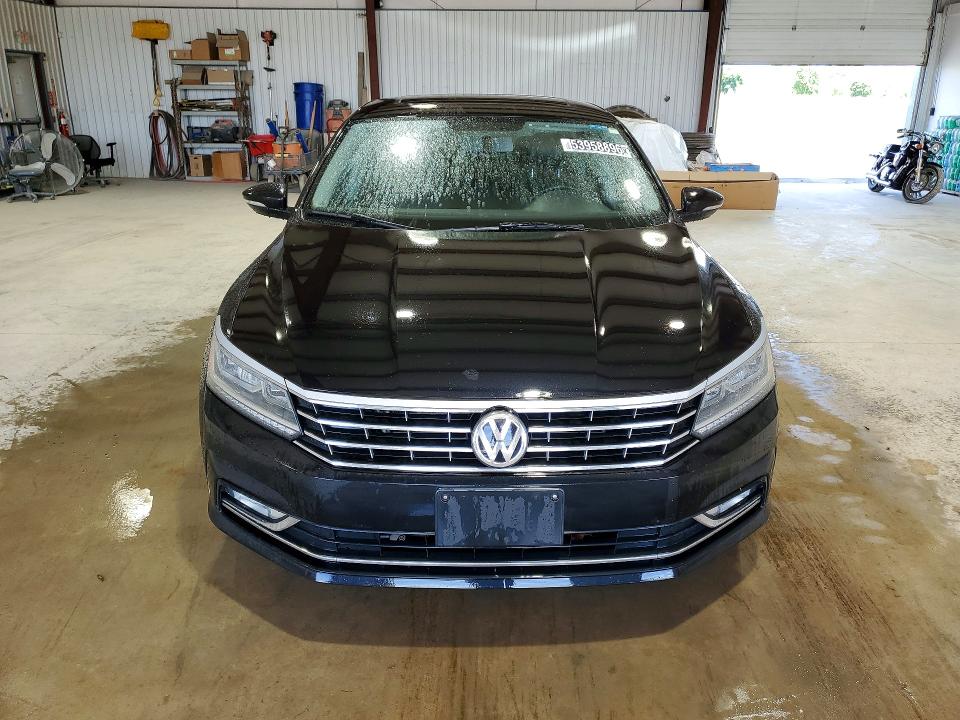 Продаж на аукціоні авто 2017 Volkswagen Passat, vin: 1VWBT7A35HC039451, номер лоту: 53958896