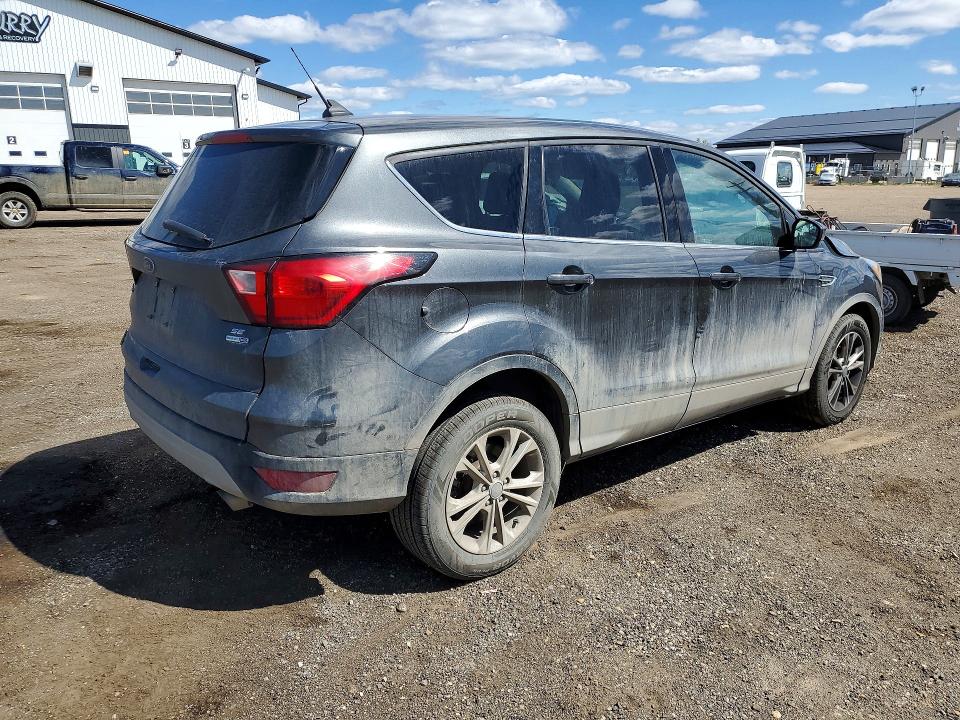 2019 Ford Escape მანქანა იყიდება აუქციონზე, vin: 1FMCU9GD8KUC41004, აუქციონის ნომერი: 53937686