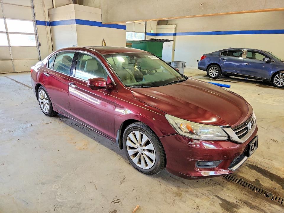 Продажа на аукционе авто 2014 Honda Accord, vin: 1HGCR3F97EA035504, номер лота: 53195426
