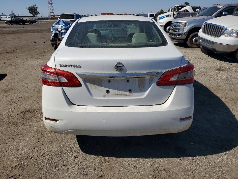 Продажа на аукционе авто 2015 Nissan Sentra, vin: 3N1AB7AP6FY221946, номер лота: 52968596