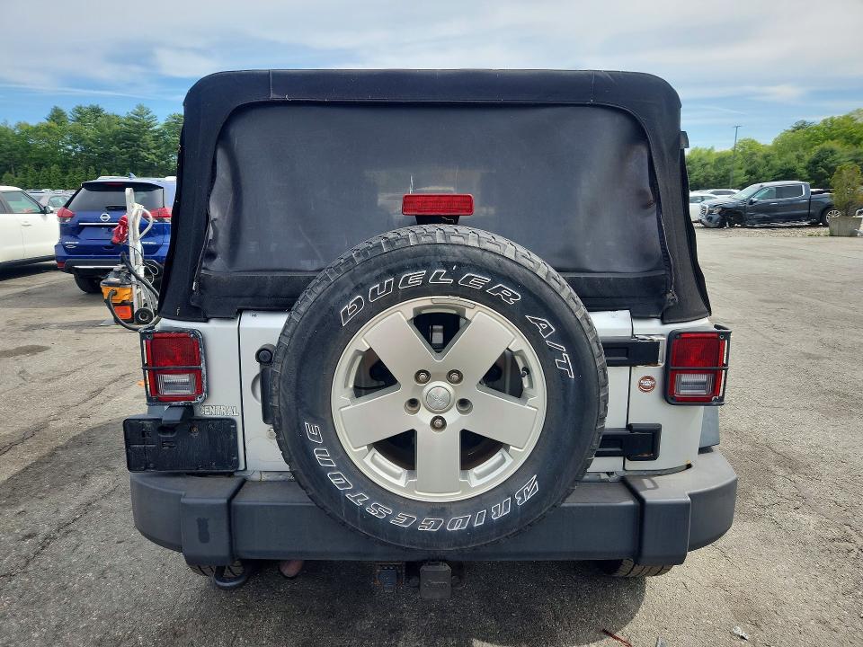 54796966 :رقم المزاد ، 1J4HA3H14AL224672 vin ، 2010 Jeep Wrangler Unlimited مزاد بيع