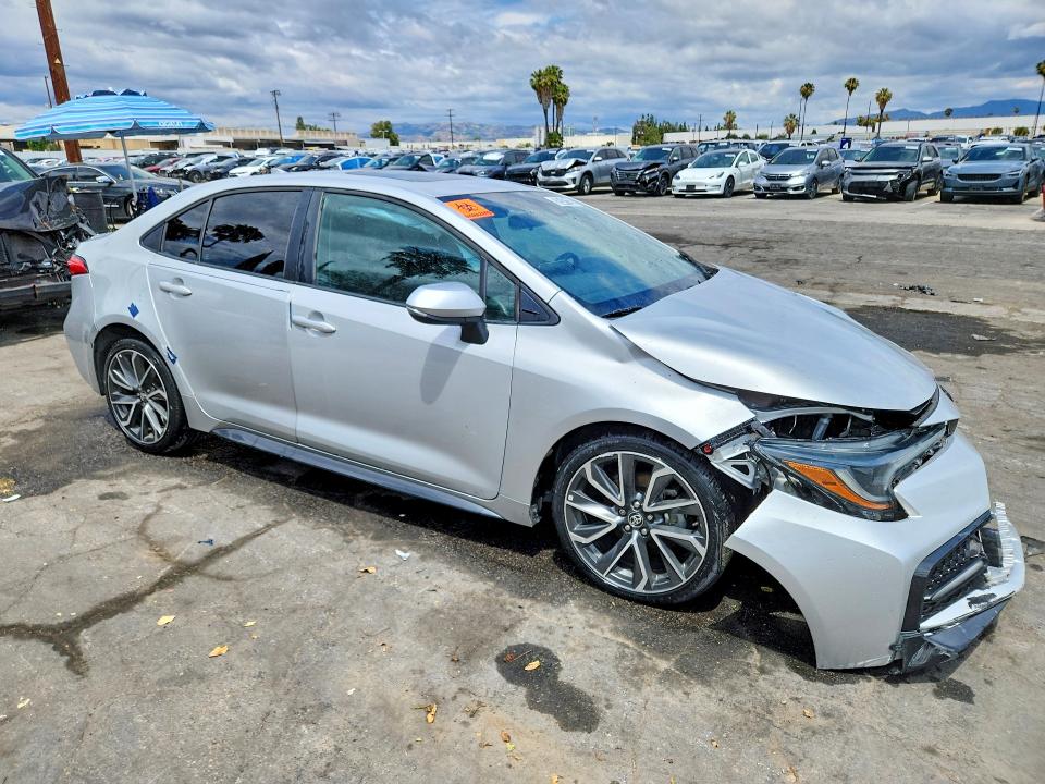 52547126 :رقم المزاد ، 5YFP4MCE3MP091679 vin ، 2021 Toyota Corolla مزاد بيع