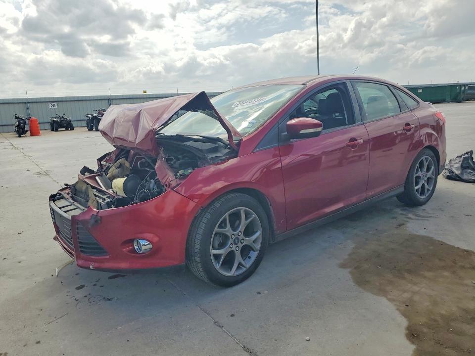 53868136 :رقم المزاد ، 1FADP3F24EL217943 vin ، 2014 Ford Focus مزاد بيع