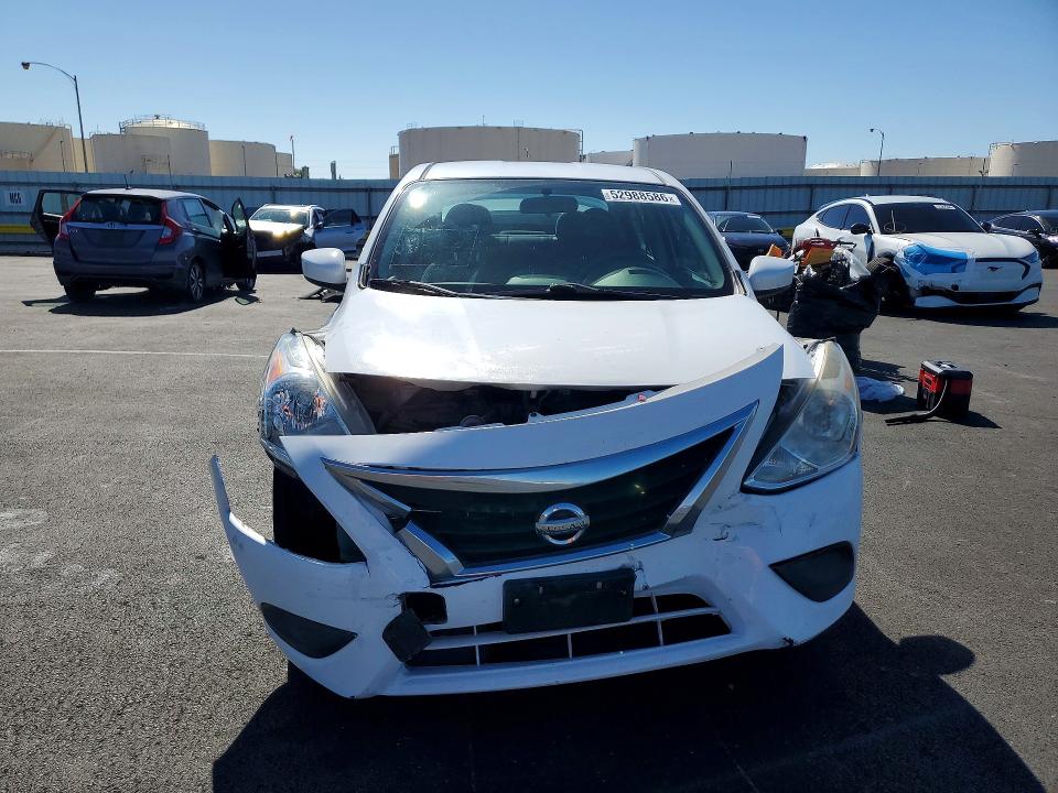 2017 Nissan Versa მანქანა იყიდება აუქციონზე, vin: 3N1CN7AP4HL821851, აუქციონის ნომერი: 52988586