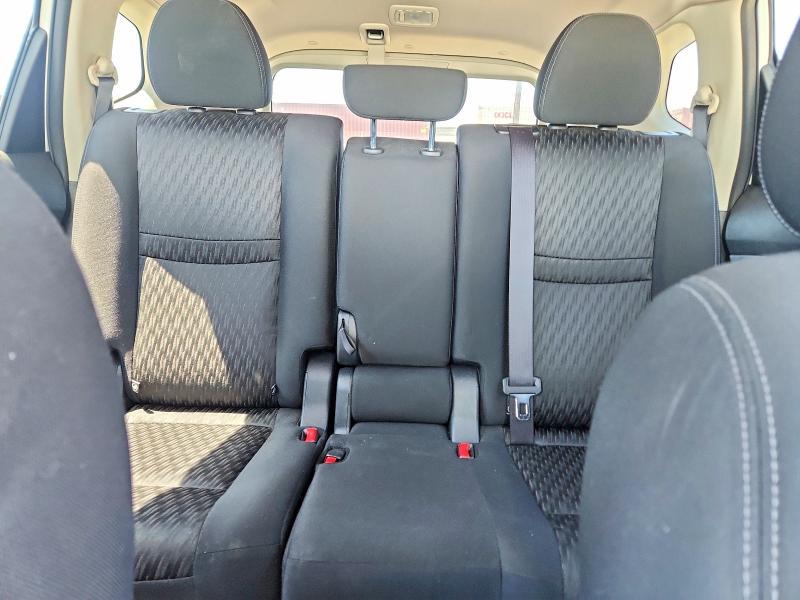 2017 Nissan Rogue მანქანა იყიდება აუქციონზე, vin: KNMAT2MV5HP569300, აუქციონის ნომერი: 53702976