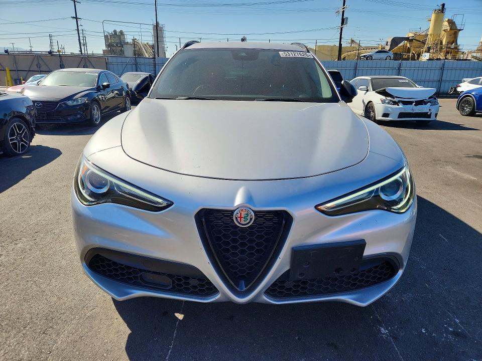 2021 Alfa Romeo Stelvio მანქანა იყიდება აუქციონზე, vin: ZASPAJAN0M7D09614, აუქციონის ნომერი: 53127626