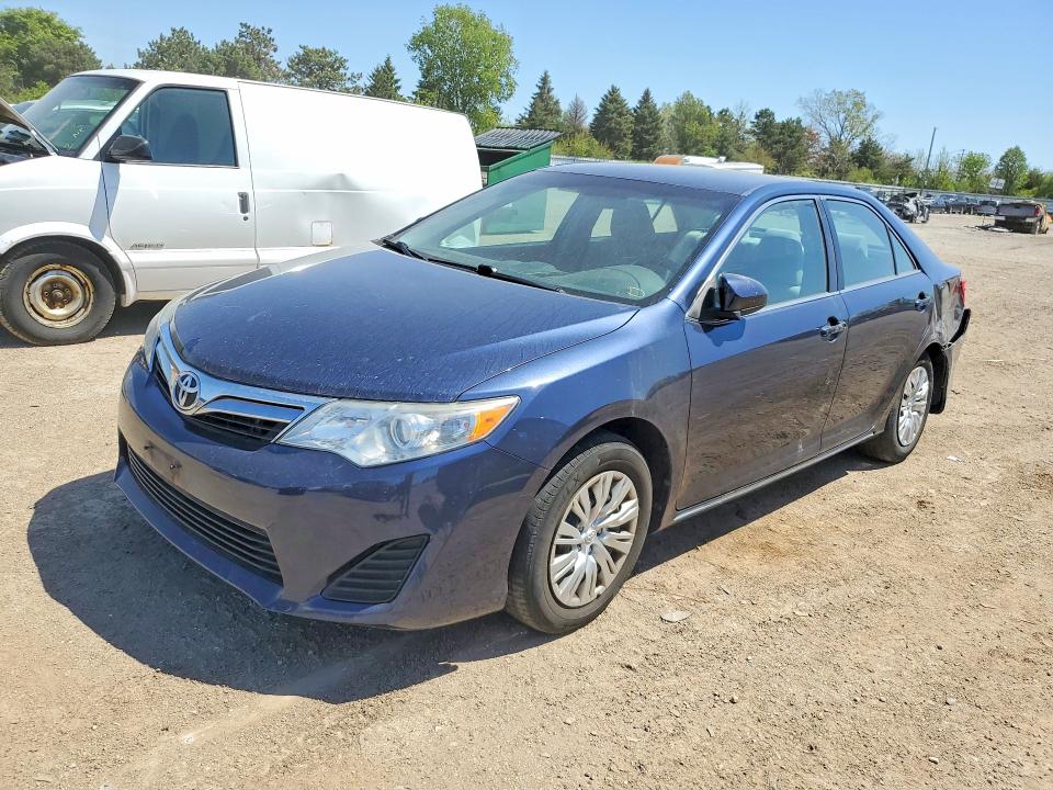 51784626 :رقم المزاد ، 4T4BF1FKXER391245 vin ، 2014 Toyota Camry مزاد بيع