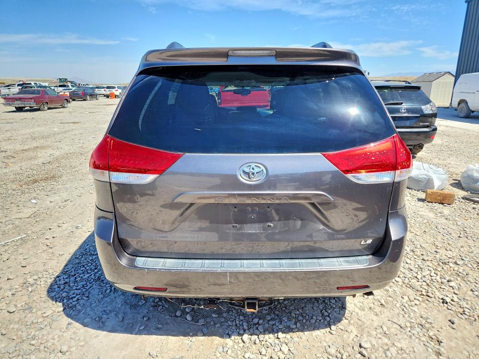 Продаж на аукціоні авто 2011 Toyota Sienna, vin: 5TDKK3DC9BS151346, номер лоту: 52655856