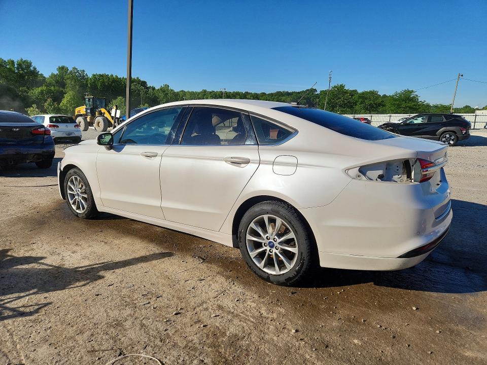 53101306 :رقم المزاد ، 3FA6P0H70HR413349 vin ، 2017 Ford Fusion مزاد بيع