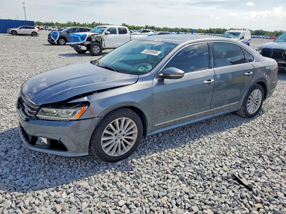Продажа на аукционе авто 2016 Volkswagen Passat, vin: 1VWBS7A32GC055298, номер лота: 52009696