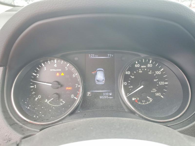 Продажа на аукционе авто 2017 Nissan Rogue Sport, vin: JN1BJ1CR3HW105777, номер лота: 54843916