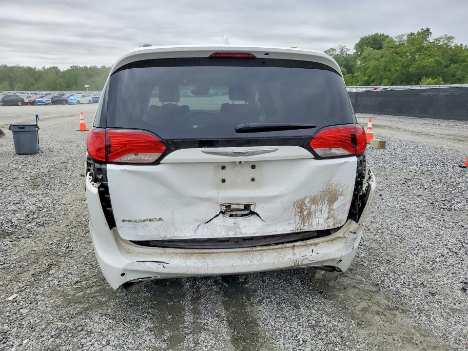2018 Chrysler Pacifica მანქანა იყიდება აუქციონზე, vin: 2C4RC1EG5JR132379, აუქციონის ნომერი: 52161846