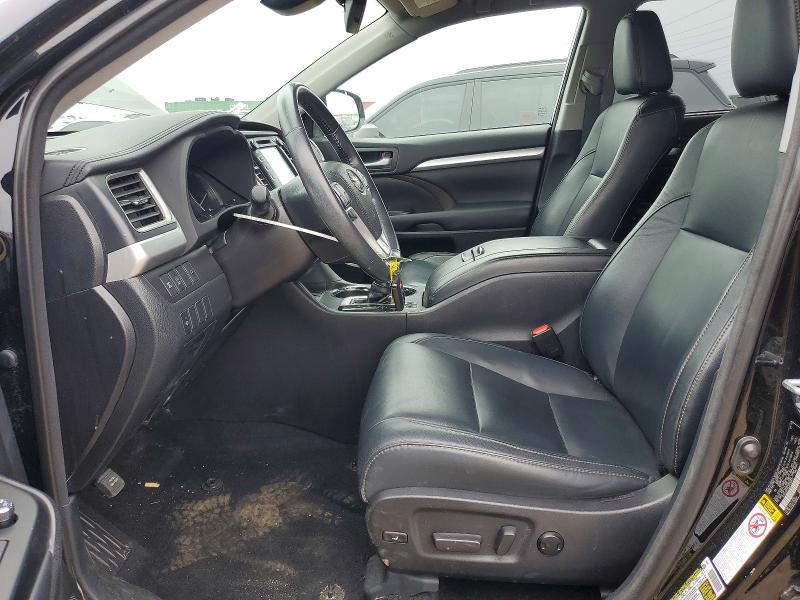 2018 Toyota Highlander მანქანა იყიდება აუქციონზე, vin: 5TDJZRFH3JS536872, აუქციონის ნომერი: 52623866
