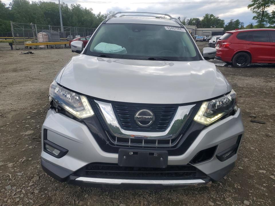 53407996 :رقم المزاد ، 5N1AT2MT9JC834923 vin ، 2018 Nissan Rogue مزاد بيع