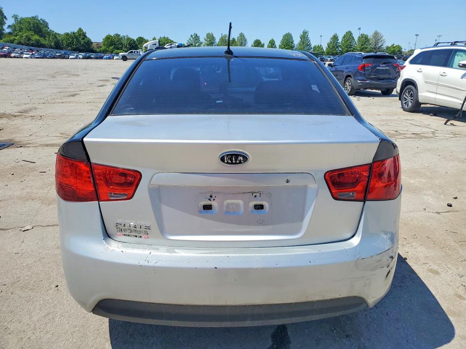 53091666 :رقم المزاد ، KNAFU4A25D5658621 vin ، 2013 Kia Forte مزاد بيع