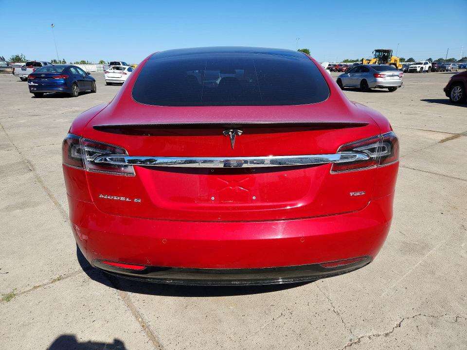 Продаж на аукціоні авто 2018 Tesla Model S, vin: 5YJSA1E21JF278575, номер лоту: 53957476