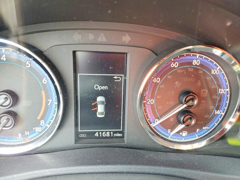 55422896 :رقم المزاد ، 2T1BURHE7KC218981 vin ، 2019 Toyota Corolla مزاد بيع