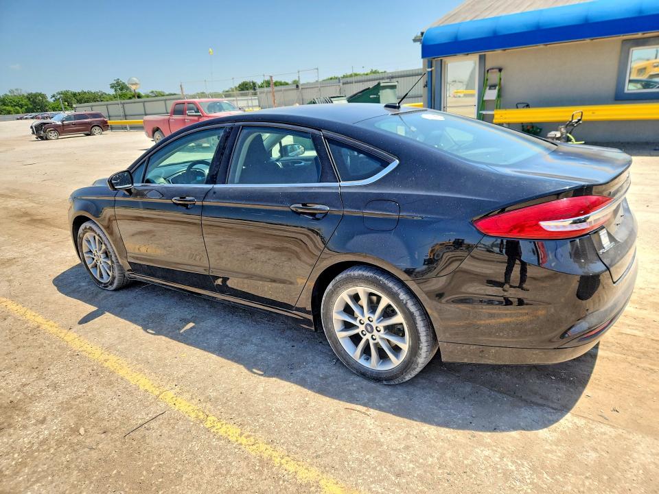 53551536 :رقم المزاد ، 3FA6P0H70HR380417 vin ، 2017 Ford Fusion مزاد بيع