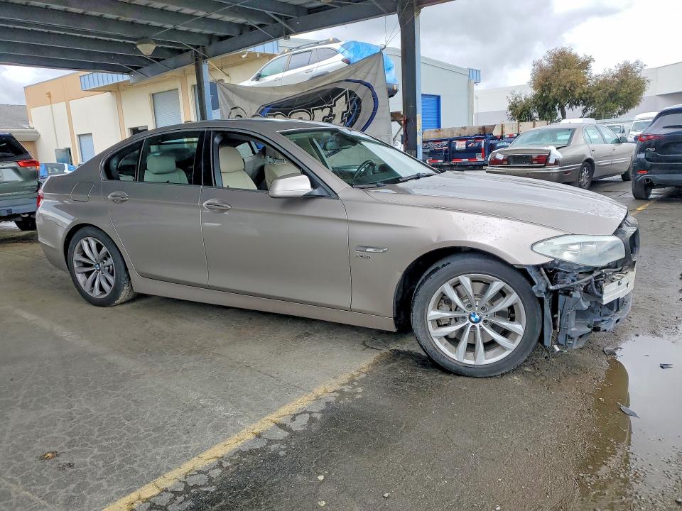 55068816 :رقم المزاد ، WBAFU7C55BC878357 vin ، 2011 Bmw 535 مزاد بيع