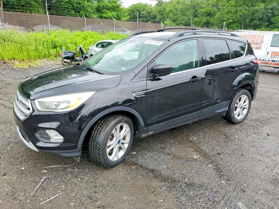 2018 Ford Escape მანქანა იყიდება აუქციონზე, vin: 1FMCU9GD3JUB87299, აუქციონის ნომერი: 54945786