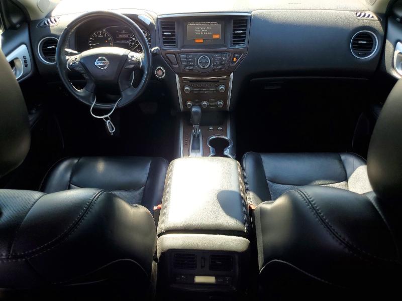 55203686 :رقم المزاد ، 5N1DR2MN1HC614389 vin ، 2017 Nissan Pathfinder مزاد بيع