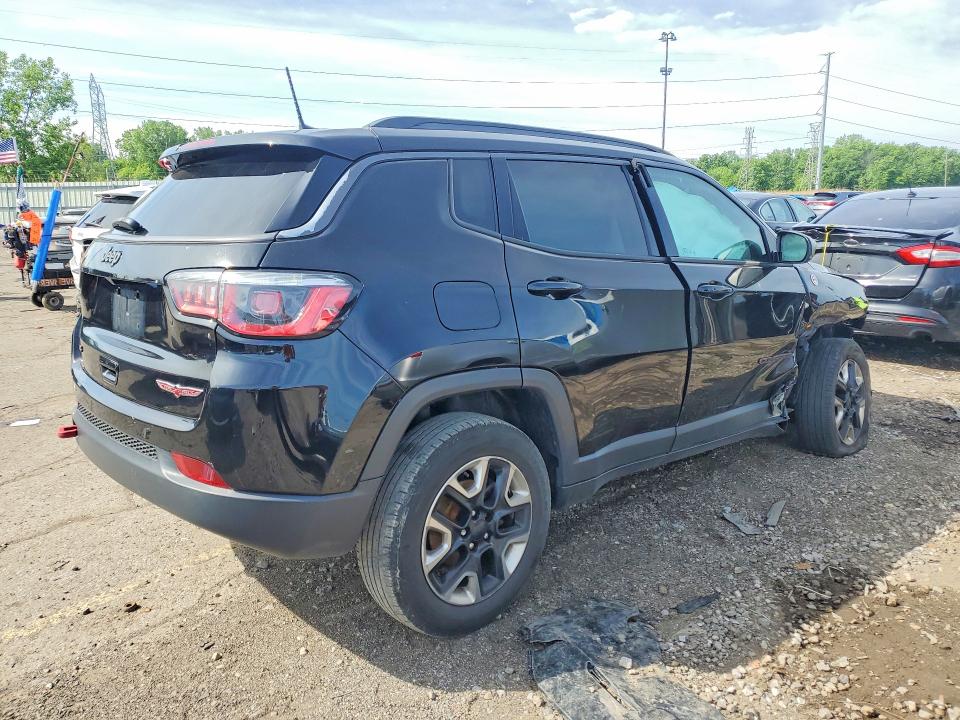 2018 Jeep Compass მანქანა იყიდება აუქციონზე, vin: 3C4NJDDB2JT169043, აუქციონის ნომერი: 54771736